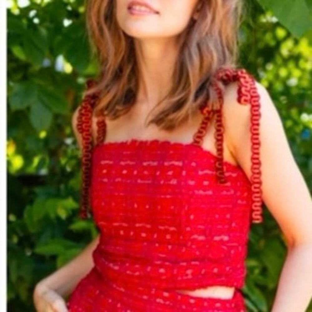 Koch cherry red tweed Lila crop top sz M